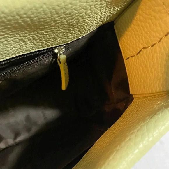 Adrienne Vittadini green leather shoulder handbag - Picture 8 of 11